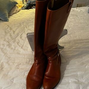 Women’s Tall Leather Riding Boots in Cognac